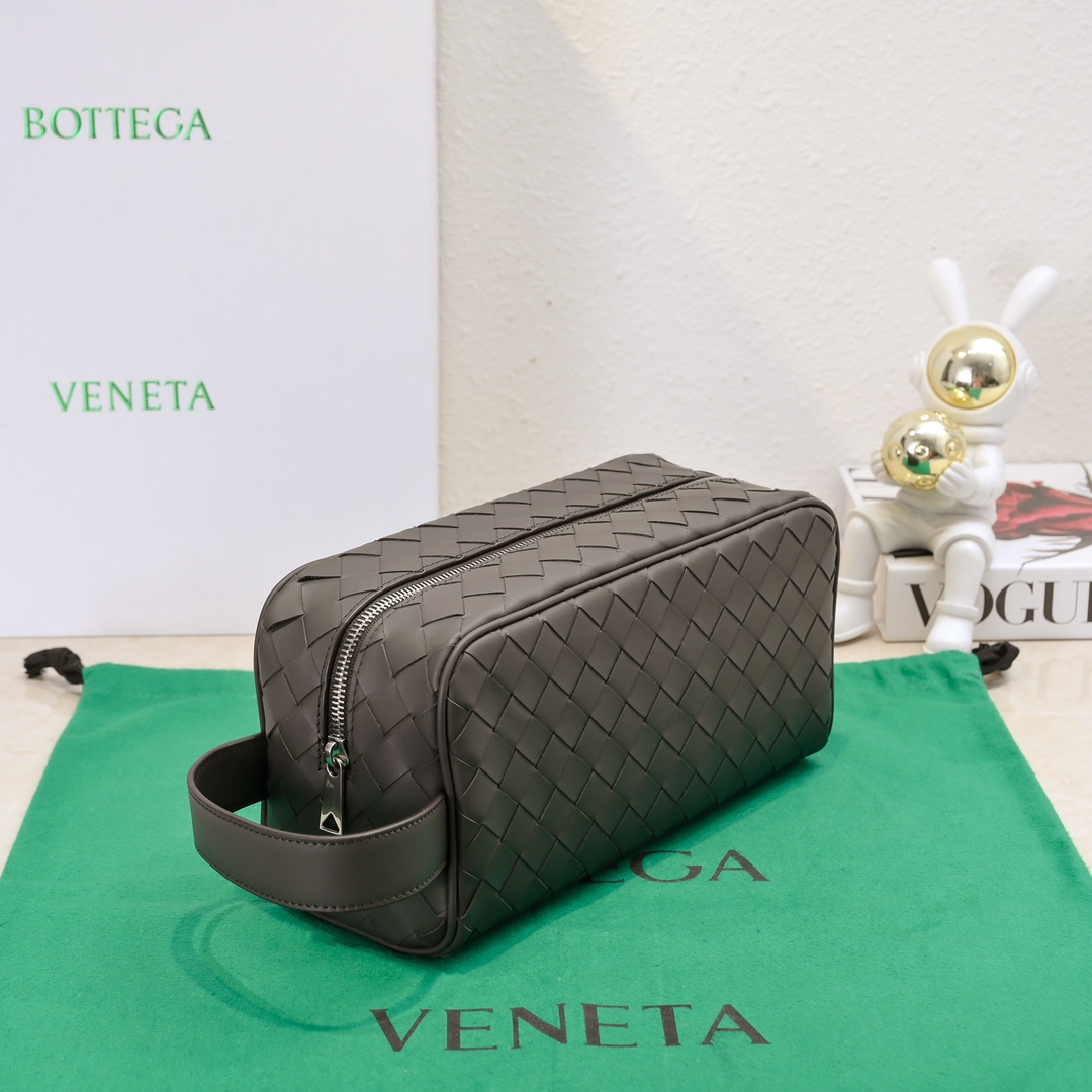 Bottega Veneta Cosmetic Bags